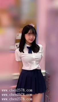 舒華 155cm C奶 45kg 20歲  可愛的顏值活潑 微微一笑傾城