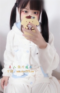 星星 155 40 B杯 18歲  #青春的肉體 粉嫩吸晴 讓人直流口水