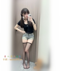 #年輕愛玩小騷妹【樂潼 158/45/C/21歲】