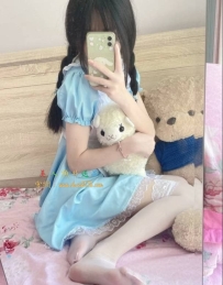 小蘿莉  今天剛滿18歲高中生