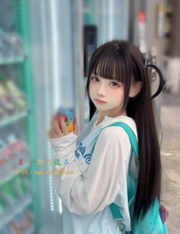 #幼齒嬌小可愛校花初次兼職  毛毛 157 44kg B+奶 18歲【實歲...