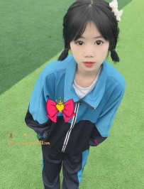 小芊 155.B+奶.18歲.43kg  #幼齒學生妹 #無毛一線鮑 敏感多汁