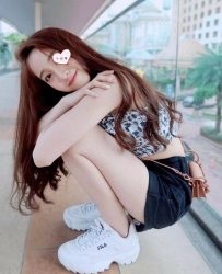 #臺中  小咩 158.43.C杯.20歲   清新自然的外貌