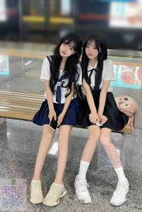 【蘿莉 姐妹花 雙飛 3p】