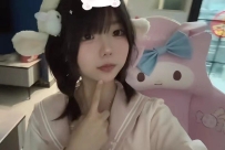 梔子 155cm  44kg  C奶  18歲    #單純小白兔