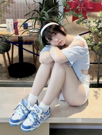 #高雄  卡蘿 155cm/45kg/Dcup/20歲