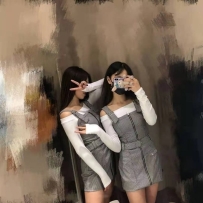 好閨蜜雙飛檔 雙飛試車  小七  159cmC奶21歲  小九  158cmC奶21歲