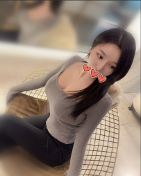臺南 l  娜娜 163cm E奶 26歲 l 敏感水多很緊