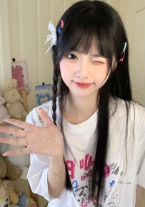 晴天 160cm.B奶.46kg.20歲    #清純可愛 #很聽話很配合的唷