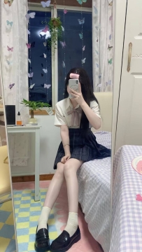 坤琳：167.C奶.48kg.21歲