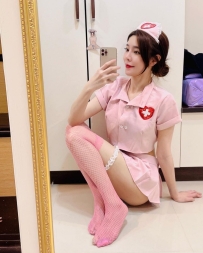 #臺北  雪妮：160m｜45kg｜C｜27歲    #粉嫩俏護士 亮出胸前飽滿的