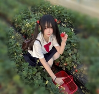 臺南  l 小小 154cm/Ccup/42kg/20歲 l 青春洋溢充滿活力