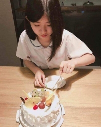 【臺中】名字：小媛 155cm Bcup 19歲 42kg