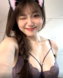 小奈 162.45.D.23歲  氣質甜美的小姊姊，溫柔又貼心