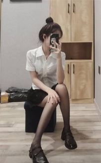 花樺   159   44   C+  20  #臺南  文靜溫柔 御姐風騷