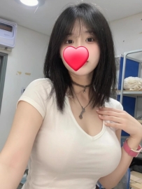 💎#活力學生妹💎  📌 妹妹：玟妤  📏 身材密碼：161/46/E/22歲