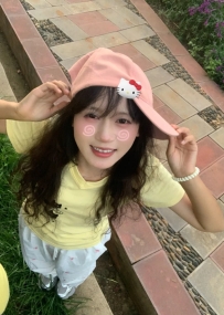 萌萌  155.42.C.20歲  臉蛋清純可愛很會撒嬌，完全是初戀女友fu