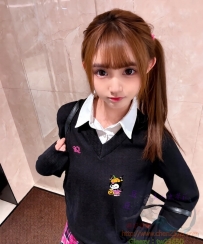 高雄地區  絲絲 160cm 46kg C奶 18歲 顏值極高 可愛活潑