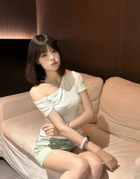 ❤️莉 165cm   D    48kg   24歲❤️  #堅挺蜜桃奶勝過珠穆朗瑪峰