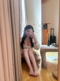 高雄 小樂 163.47.F.23y 白嫩白嫩的美胸正妹