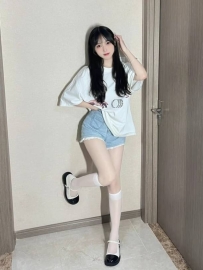 #台中  奈奈 156cm.42kg.Ccup.21歲   經常兩邊跑 受日本文化影響