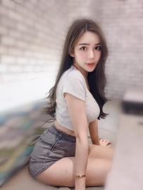 【台北】艾曼  165 D 30歲  長得蠻清純的皮膚白