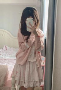 #高雄 Mimi｜調皮蘿莉Cos茶 19歲 152cm / 42kg / B
