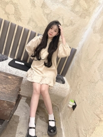 楊萌 160cm C奶 20歲  簡介：#甜美系女友  可調教