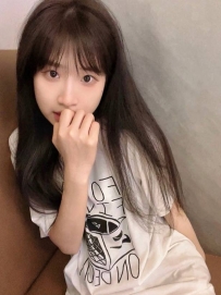 布丁 157cm.C奶.19歲 清純小女友 性愛經驗少 適合老司機開發的那種