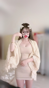 恩熙 162 G奶 48kg 21歲   天瘙癢難耐 下海想吃棒棒