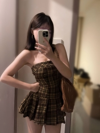 琳琳 164-45-C-24歲 高挑C杯氣質正妹