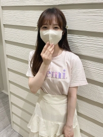 小言 155.43.C.20歲     #長相可愛漂亮 身材很好均稱有型 粉粉嫩嫩的少女