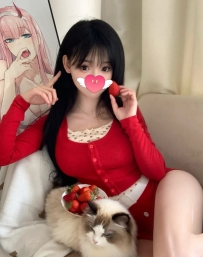 芙芙 158.45.C+.21歲  嬌小俏皮超好抱