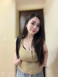#高雄 晴恩 158.F.45.24歲  酷愛變裝的性感辣妹