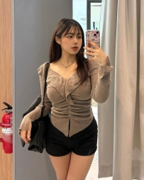 新竹  凱莉 163 / 47 / D/23歲  職業：私人瑜珈老師