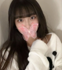 #臺北  小美 160 45 C 20歲  #性感活潑的大學生  擁有一雙迷人大長腿 皮肤白皙柔嫩。