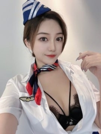 今天來推薦一位超級騷的慾女榨汁機  超級淫蕩的巨乳姐姐 很會玩 很有女友fu