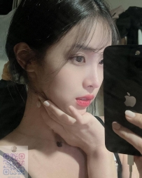 #台北  小寶  165/C/22歲  美腿小妹  家裡缺錢  無奈下海