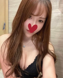 菲菲 163cmD奶25歲  身材炸裂 前凸後翹 顏值絕對能打