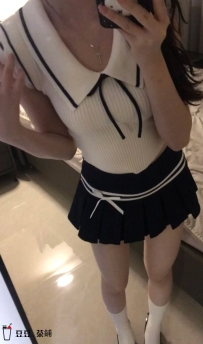 #高雄 特價10000 林悅 163cm 46kg B+奶 19歲