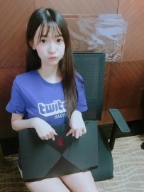 #臺中  19歲學生妹剛報班   有哥哥想要來輕鬆一下嗎？  妹妹C奶，骨感有料