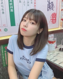 沁慈 158cm-45kg-C-20歲  #清純可愛小蘿莉