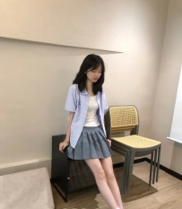 #台中  蜜兒  161  45  B+ 21歲       美術系學妹 小騒穴已經安奈不住