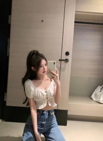 青檸 164  C奶 47 22歲     皮膚白嫩 前凸後翹