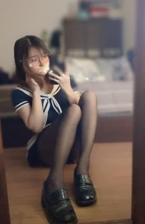 #新竹 花花 158-B-22歲-42kg 清秀骨感小隻 淡妝出鏡