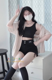 #高雄  芽芽 159cm 45 C 19歲  #清純學生妹 鄰家女孩