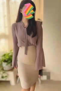 #氣質輕熟女推薦‼️  在學校是正經的國文教師