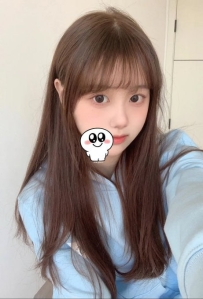 #高雄  杏子 156 B 45kg 19歲  嬌小可愛學妹 臉蛋清秀