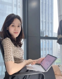 小柔 160cm-C奶-33歲  氣質人妻火辣來啦 ~