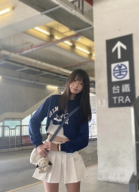 #臺中靜宜大學生  香菱 160cm C 44 21歲  膚白嫩妹 青春洋溢的年紀